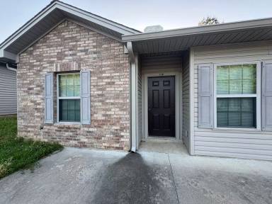 Main picture of 116 Flagstone Dr