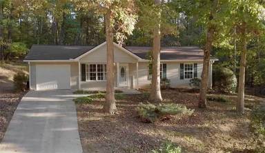 Main picture of 6526 River Hill Dr