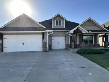 Main picture of 3710 Addison Ave