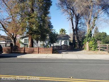 Main picture of 3219 Wren Ave