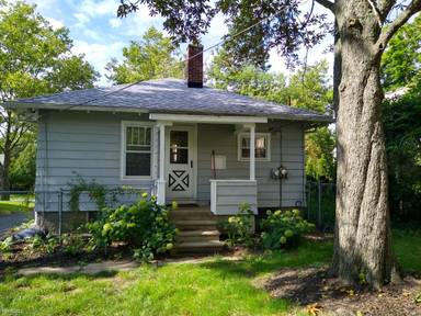 Main picture of 401 Pauline Blvd