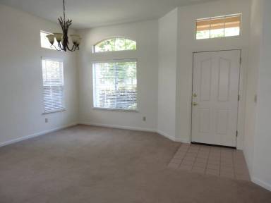 Main picture of 154 Elkins Cir