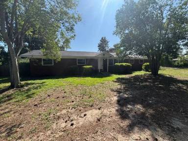 Main picture of 390 Old Evans Rd