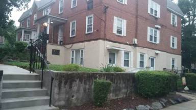 Main picture of 7314 Devon St