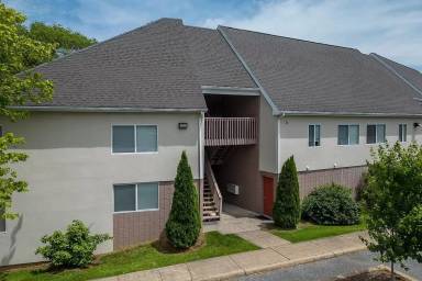 Main picture of 550 Borden Rd