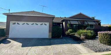 Main picture of 13823 Velarde Dr