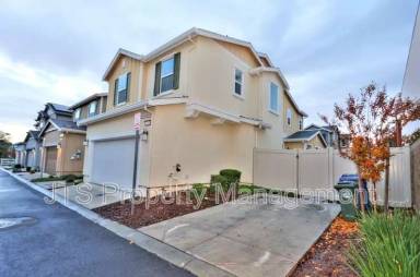 Main picture of 7890 Paseo de Rusch