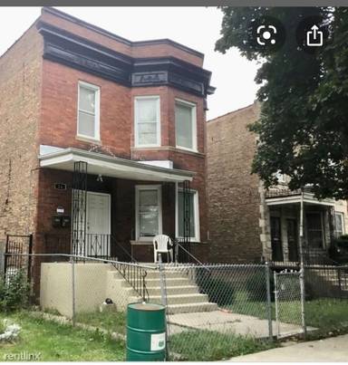 Main picture of 26 W 113th St