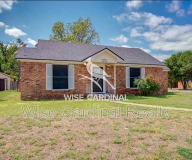 Main picture of 2219 32nd St