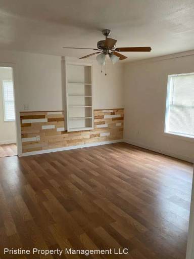 Main picture of 224 Hilltop Ave