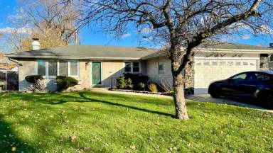 Main picture of 15743 Dobson Ave