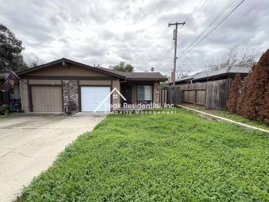 Main picture of 4542 Myrtle Ave