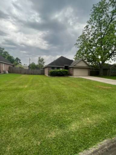 Main picture of 306 Vera Ln