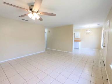 Main picture of 131 Las Palmas St