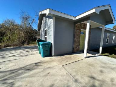 Main picture of 509 W Burton St