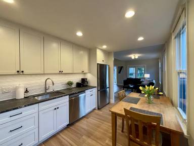 Main picture of 248 Nelson Ave