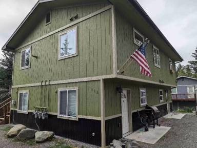 Main picture of 515 Soundview Ave