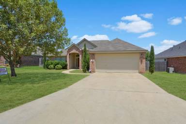 Main picture of 1204 Westway Dr