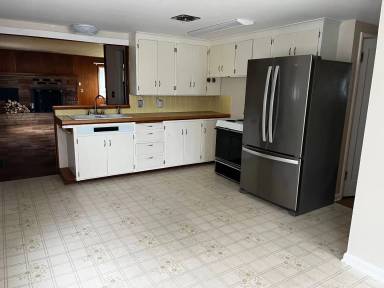 Main picture of 801 E Whidbey Ave