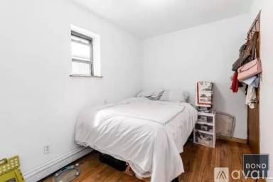 Main picture of 175 Orchard St