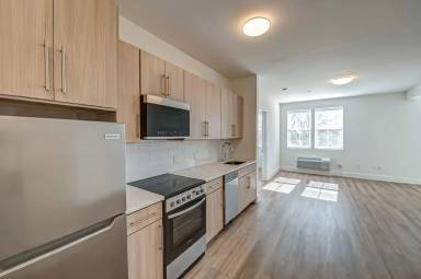 Main picture of 11 1st Ave