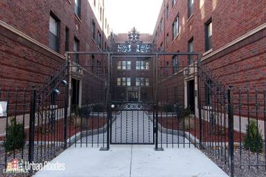 Main picture of 2201-09 W Eastwood Ave