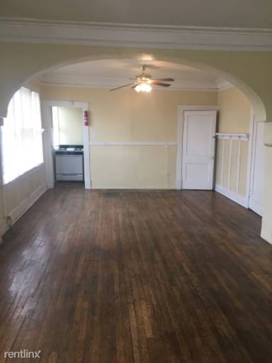 Main picture of 2309 Montana Ave
