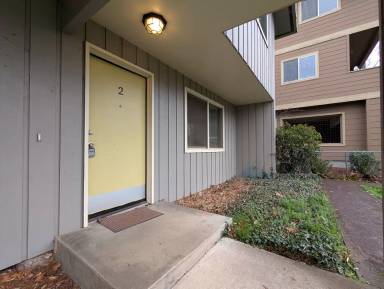 Main picture of 1345 High St