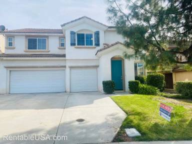 Main picture of 40768 Robards Way