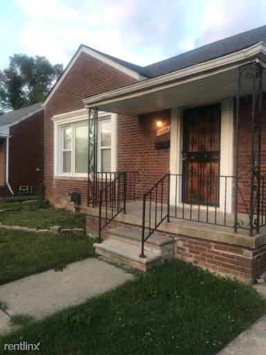 Main picture of 19735 Hubbell St