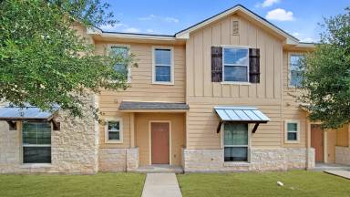 Main picture of 709 Luther St W