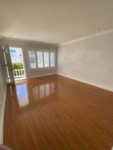 Main picture of 754 Jenevein Ave