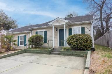 Main picture of 2106 Abigail Ln SW