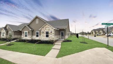 Main picture of 1763 Summit Crossing Ln