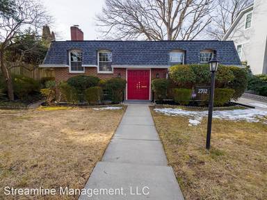 Main picture of 2702 Navarre Dr