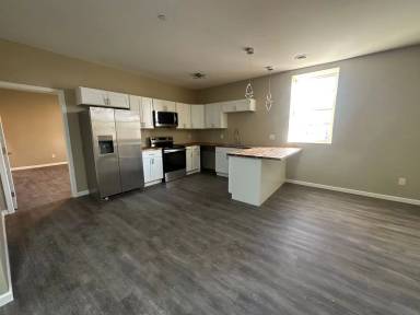 Main picture of 550 Spruce St