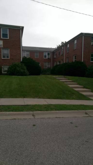 Main picture of 4728 Chicago St