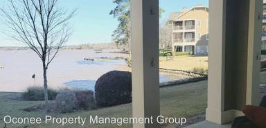 Main picture of 117 S Bay Rd