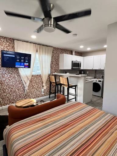 Main picture of 846 N 10th Ave