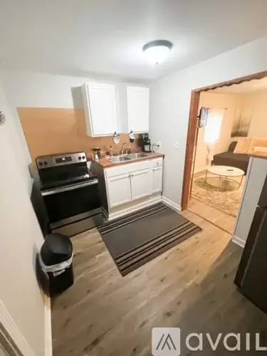 Main picture of 265 Maple St