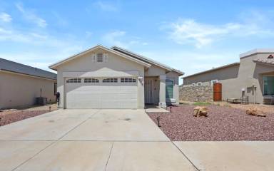 Main picture of 821 Nena Shapleigh Ln