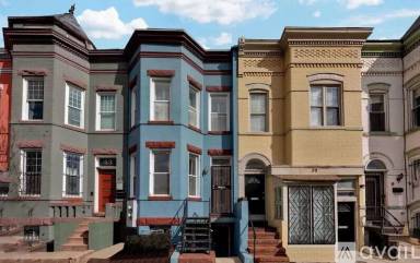 Main picture of 41 Florida Ave NW