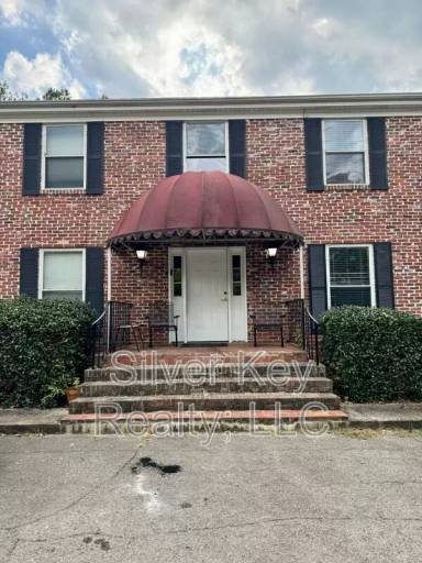 Main picture of 12 Walcon Ln