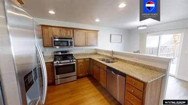 Main picture of 6842 Umpqua River Rd