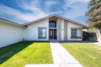 Main picture of 3105 S Real Rd