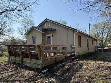 Main picture of 819 S Maguire St