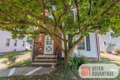 Main picture of 376 E 215th St