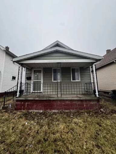 Main picture of 2219 Woodford St