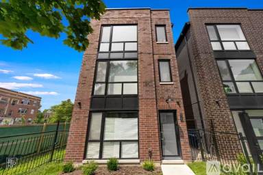 Main picture of 6152 S Champlain Ave