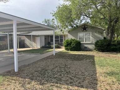 Main picture of 3502 33rd St